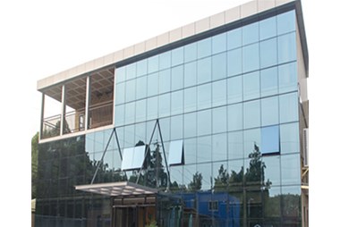 集裝箱做的辦公樓，辦公環(huán)境美美的！